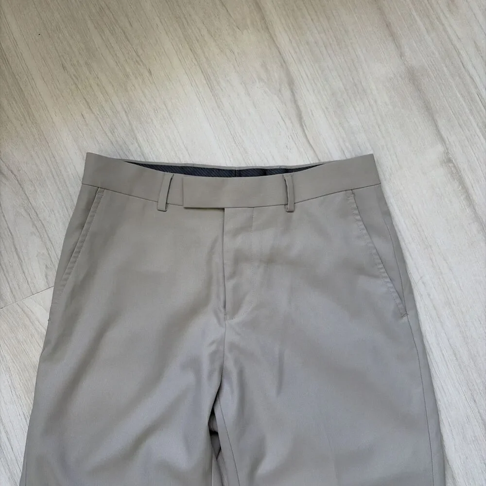 Slim Flex Men’s Chino Pants Tapered Flat Front  29x32 Khaki  Stretch Dress